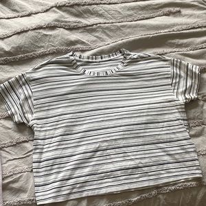 Cropped Lululemon workout top